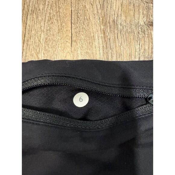 Lululemon Womens Run Times Short Size 6 - Picture 5 of 11